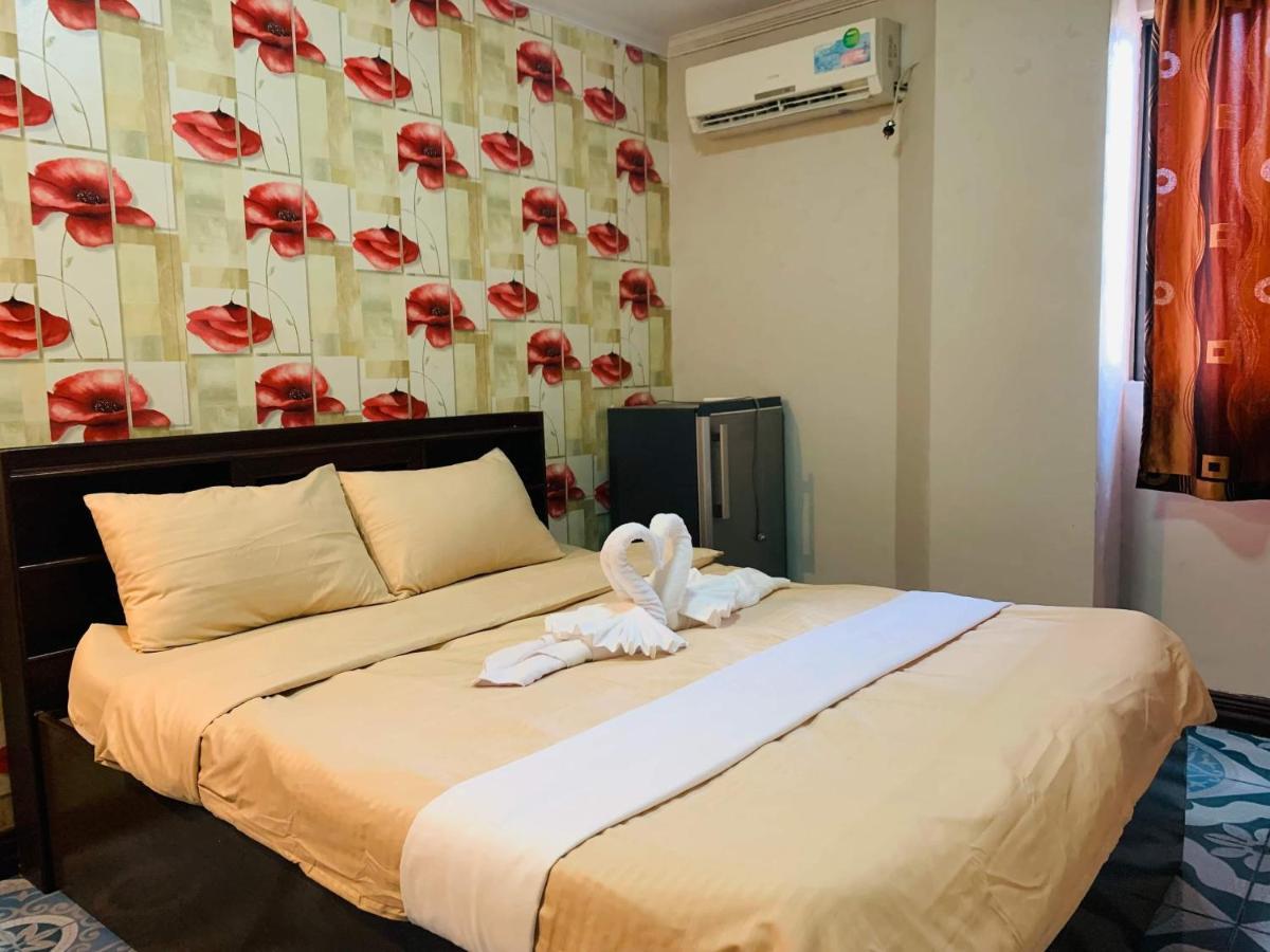Drake Hotel Angeles City Bagian luar foto